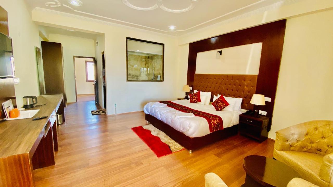 Hotel De Borgo Leh Bagian luar foto