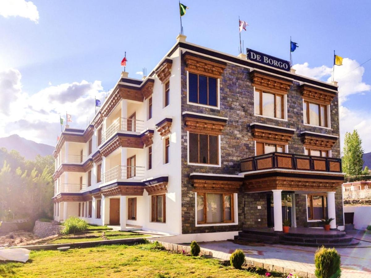 Hotel De Borgo Leh Bagian luar foto