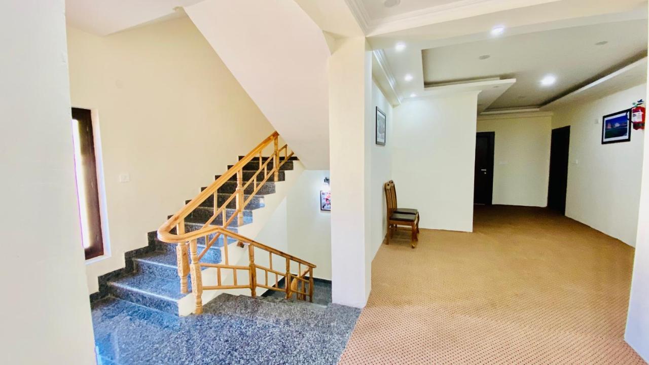 Hotel De Borgo Leh Bagian luar foto